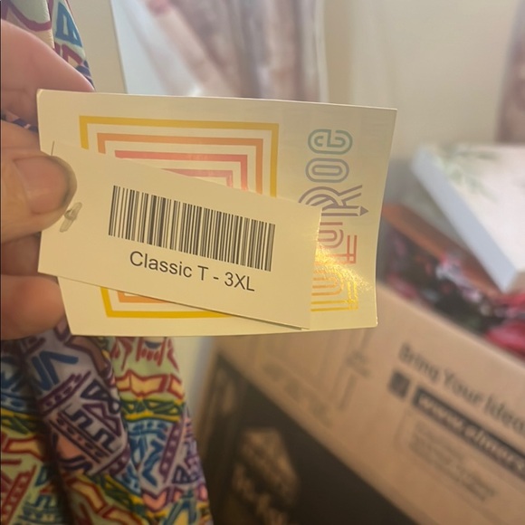 LuLaRoe Classic T NWT 3XL - Picture 2 of 3